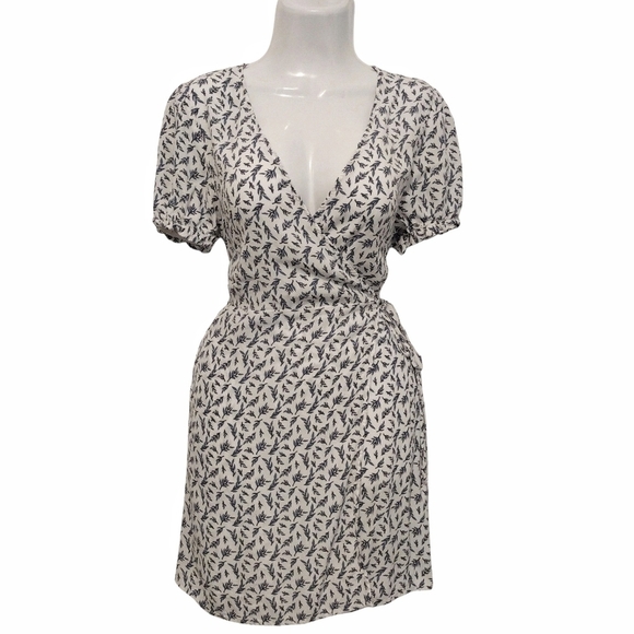 Cotton On - Floral Print Wrap Style Mini Dress - Picture 1 of 13